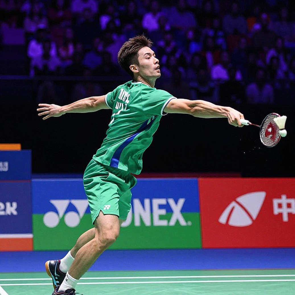 Thạch Vũ Kỳ rút lui, Lý Thi Phong dẫn đầu đơn nam Trung Quốc ở Kumamoto Masters 2026