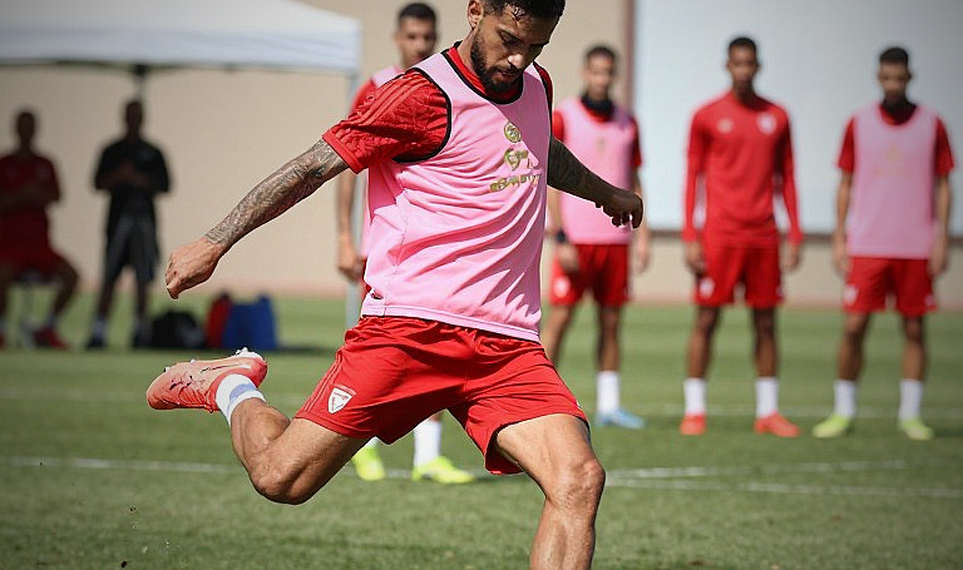 V.League không thiếu tiền — nó thiếu một cơ chế để tiền không chết theo một người