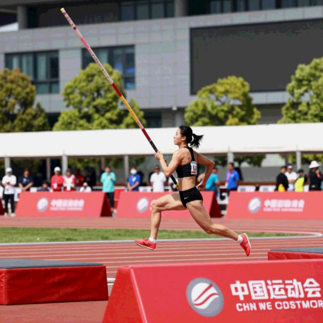 When Data Comes Up Empty: The Line Between Analysis and Speculation in Sport