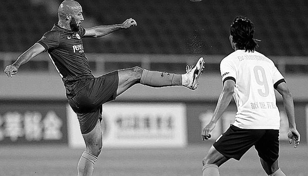 Thể Công Viettel thua Persib Bandung 0-1 ở ACL2: Thẻ đỏ, phạt đền phút 41 và bài toán 1 điểm