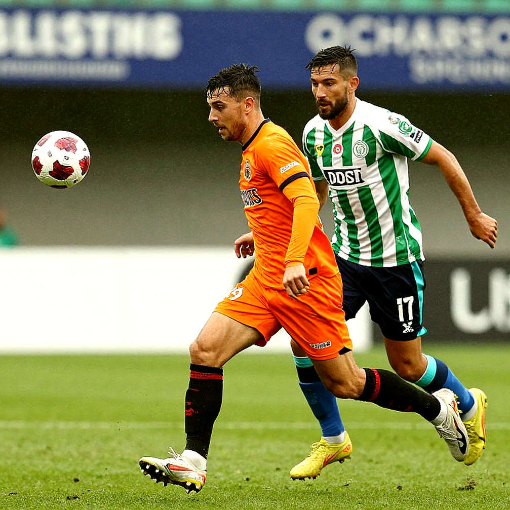 Xuân Son, cuốn lịch V.League và giới hạn bị đo bằng phút thi đấu Xuân Son, cuốn lịch V.League và giới hạn bị đo bằng phút thi đấu