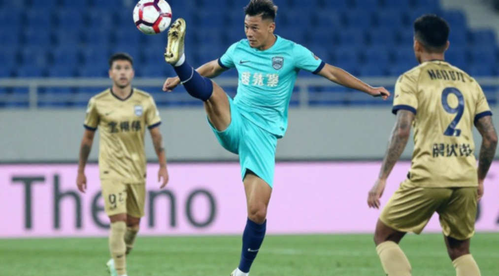 Nhịp đội bóng không nằm trên bảng điểm: Một mùa V.League nhìn từ hành lang sân Chi Lăng Nhịp đội bóng không nằm trên bảng điểm: Một mùa V.League nhìn từ hành lang sân Chi Lăng