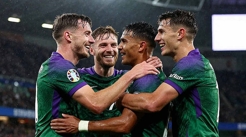 Bản thanh lý 42 chữ: Thị trường chuyển nhượng V.League đang định giá bằng lời kể