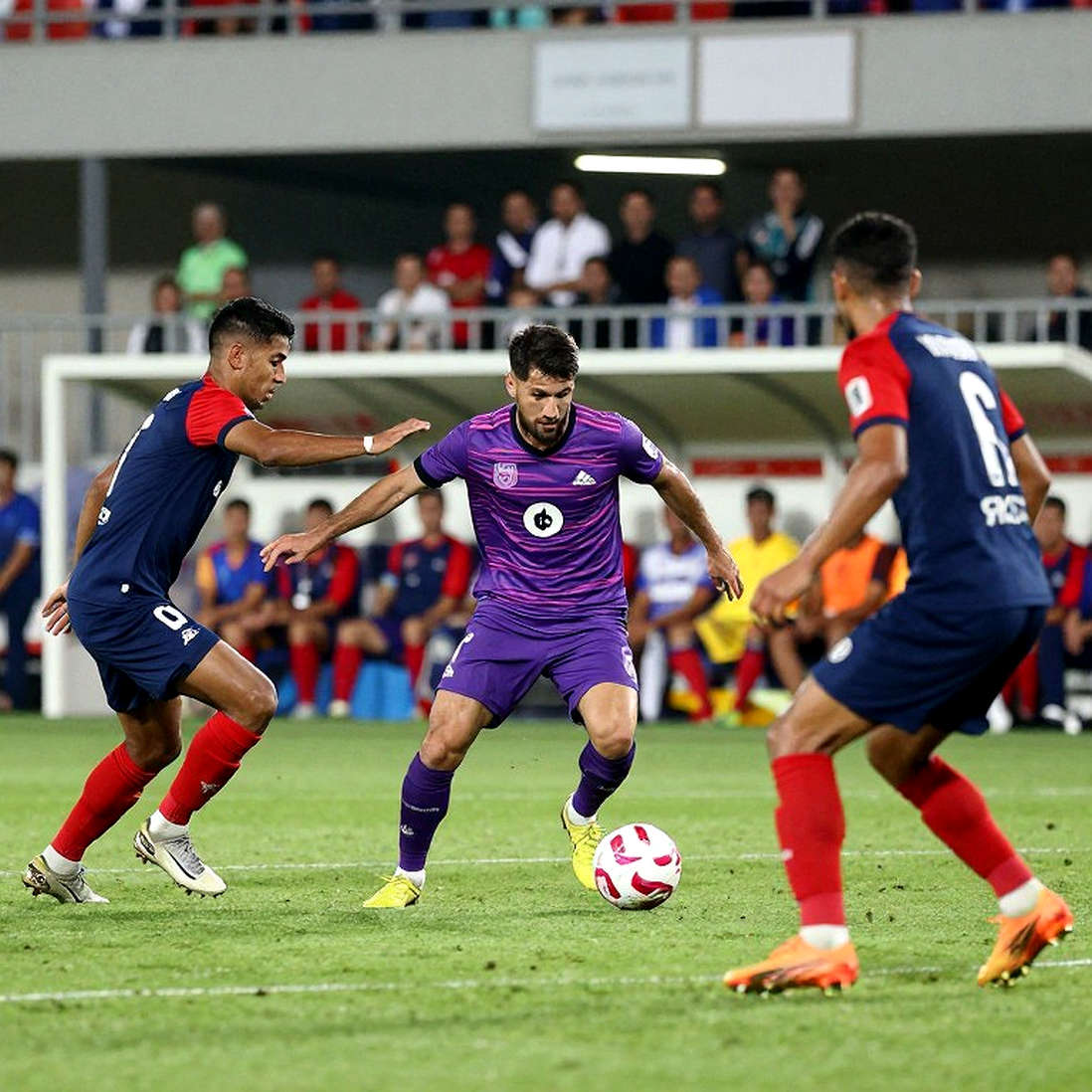 Real Madrid không thể so sánh với bất kỳ ai: Mourinho đang đánh cược cả mùa giải vào câu chuyện marathon Real Madrid không thể so sánh với bất kỳ ai: Mourinho đang đánh cược cả mùa giải vào câu chuyện marathon