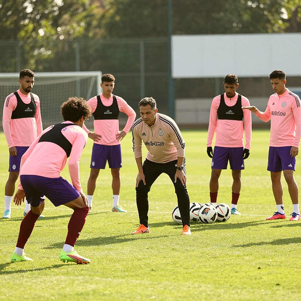 Cú đá vào đế giày: Khi Man City học lại bài học về sự mong manh của một tiền đạo Cú đá vào đế giày: Khi Man City học lại bài học về sự mong manh của một tiền đạo