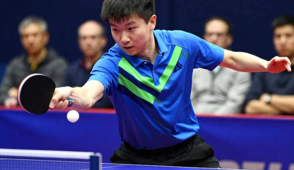 England Hopes U11: chiếc cúp treo trên một ván đấu thứ năm England Hopes U11: chiếc cúp treo trên một ván đấu thứ năm