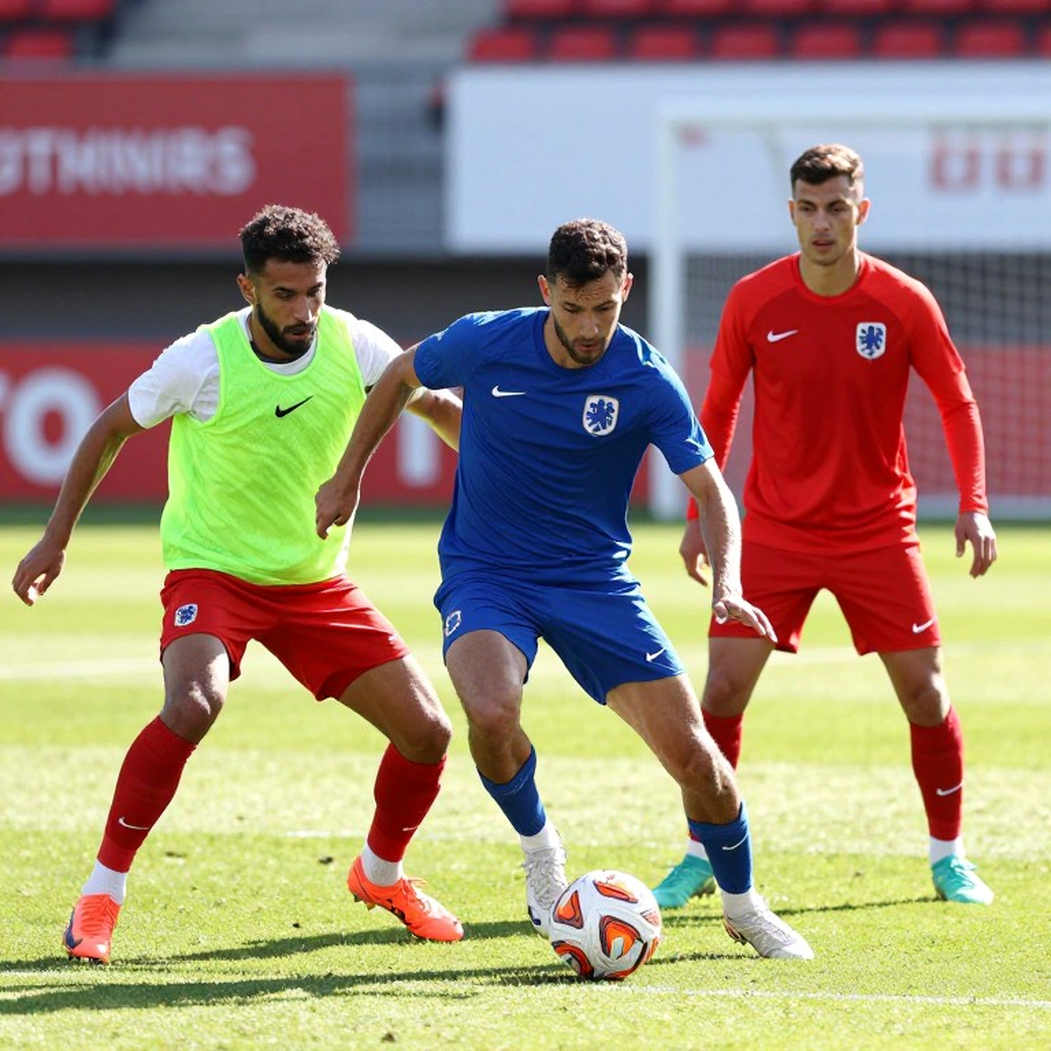Lần đầu Thổ Nhĩ Kỳ bước vào League A: Montella, Yıldız và phép thử chưa có đáp án Lần đầu Thổ Nhĩ Kỳ bước vào League A: Montella, Yıldız và phép thử chưa có đáp án