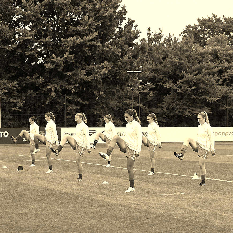 Jude vs Jobe Bellingham: Hai luồng gió cùng một họ và cái bóng không thể trốn khỏi Kazan Jude vs Jobe Bellingham: Hai luồng gió cùng một họ và cái bóng không thể trốn khỏi Kazan