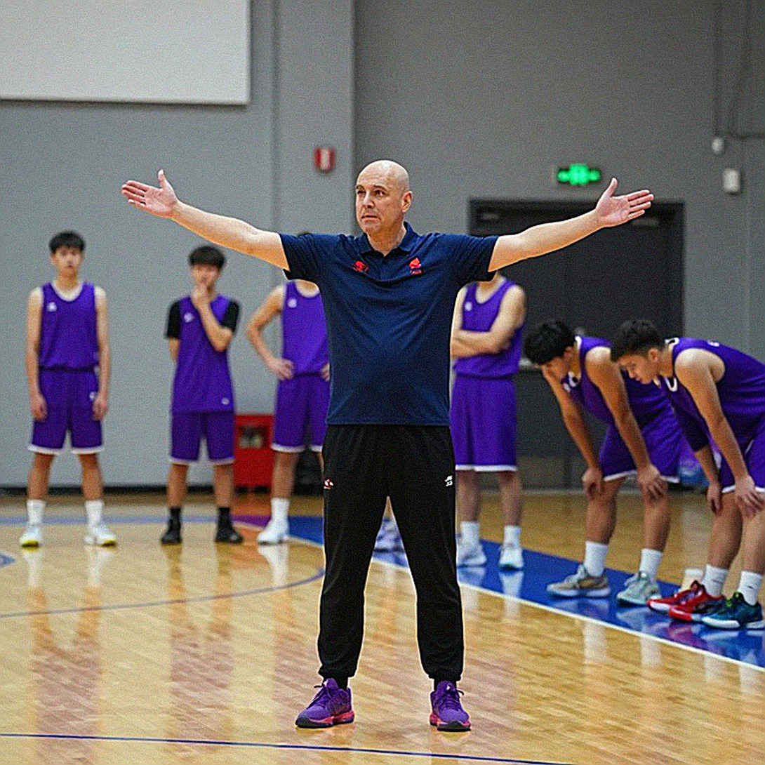 Amen Thompson Ký Hợp Đồng Gia Hạn Rookie-Scale Trị Giá 208 Triệu USD Với Houston Rockets Amen Thompson Ký Hợp Đồng Gia Hạn Rookie-Scale Trị Giá 208 Triệu USD Với Houston Rockets