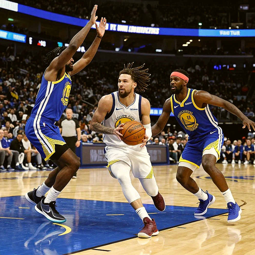 Pablo Laso thừa nhận: 'Chỉ có Mike James mới dừng được Mike James'